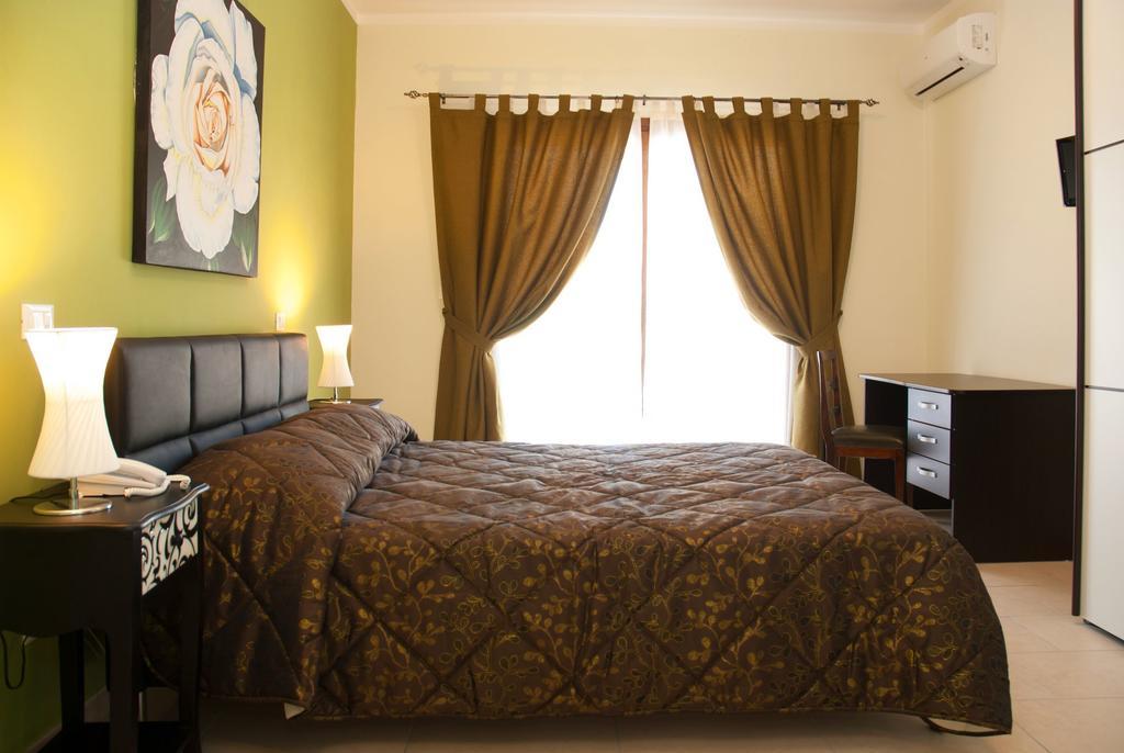 Pozzillo San Rocco Bed & Breakfast Arnesano Room photo